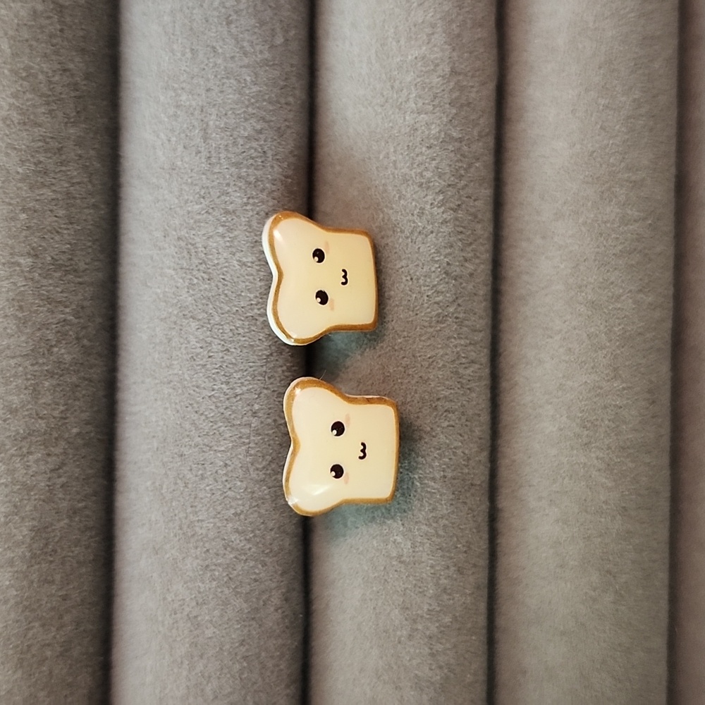 Kawaii bread toast 925 silver post earrings